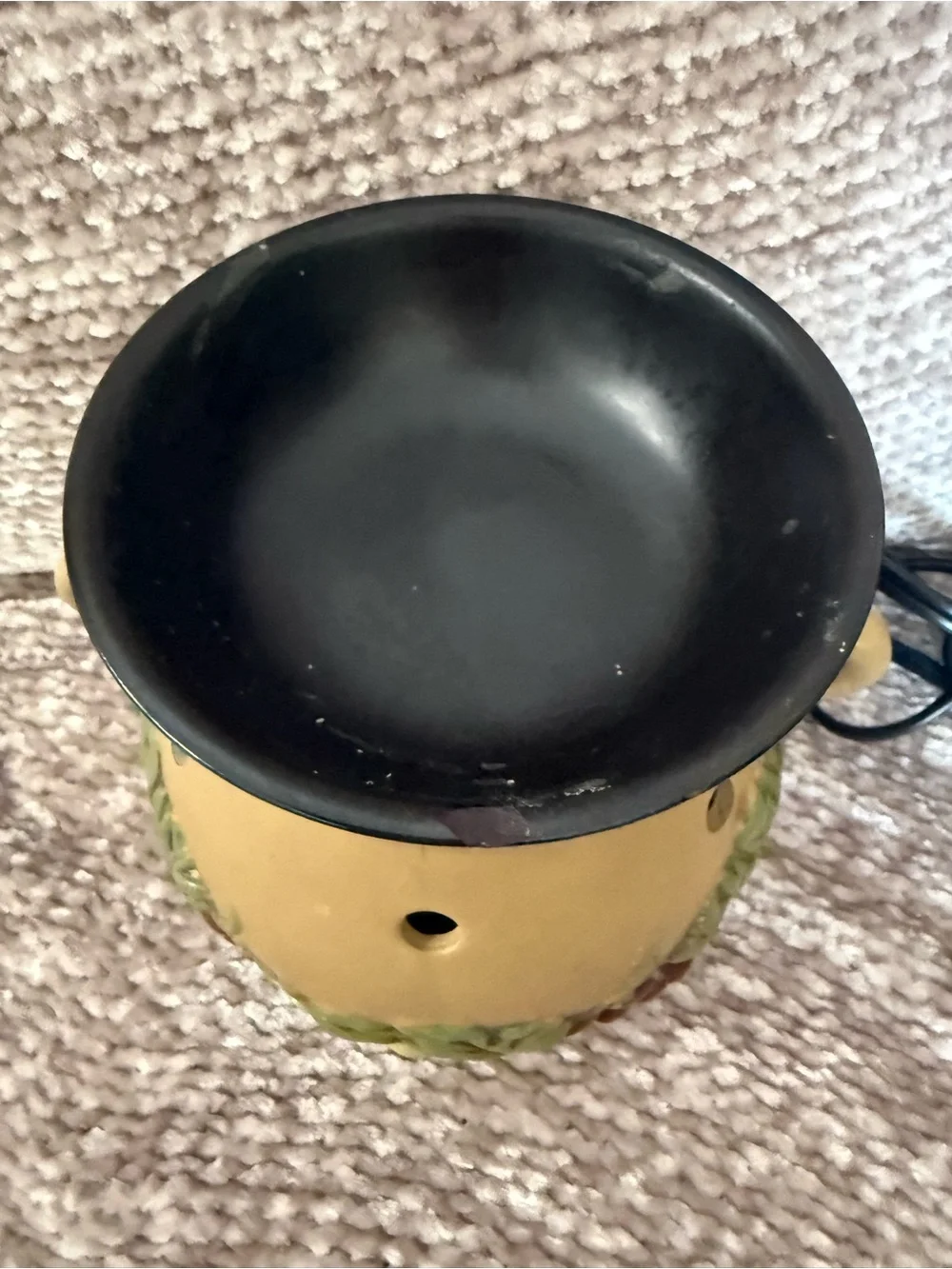 Scentsy Warmer GRAPEVINE retired, Tuscan style, SKU # 19395 no box 2010